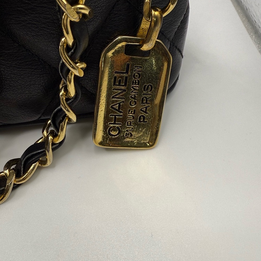 Chanel Dome 24 kt plated Vintage Shoulder Bag - Picture 3 of 15